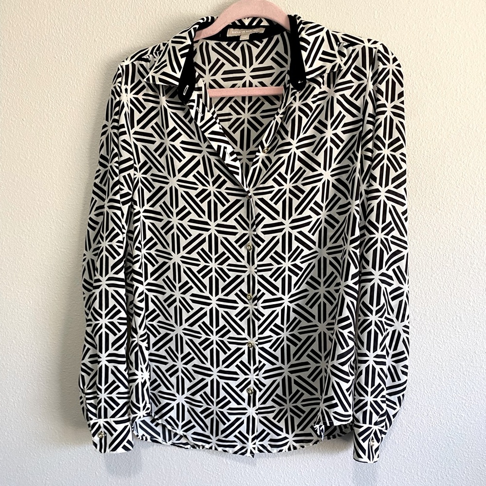 Size S Banana Republic Button Down Shirt